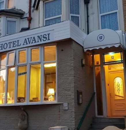 בלקפול Hotel Avansi מראה חיצוני תמונה